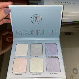 Anastasia Beverly Hills moon child palette